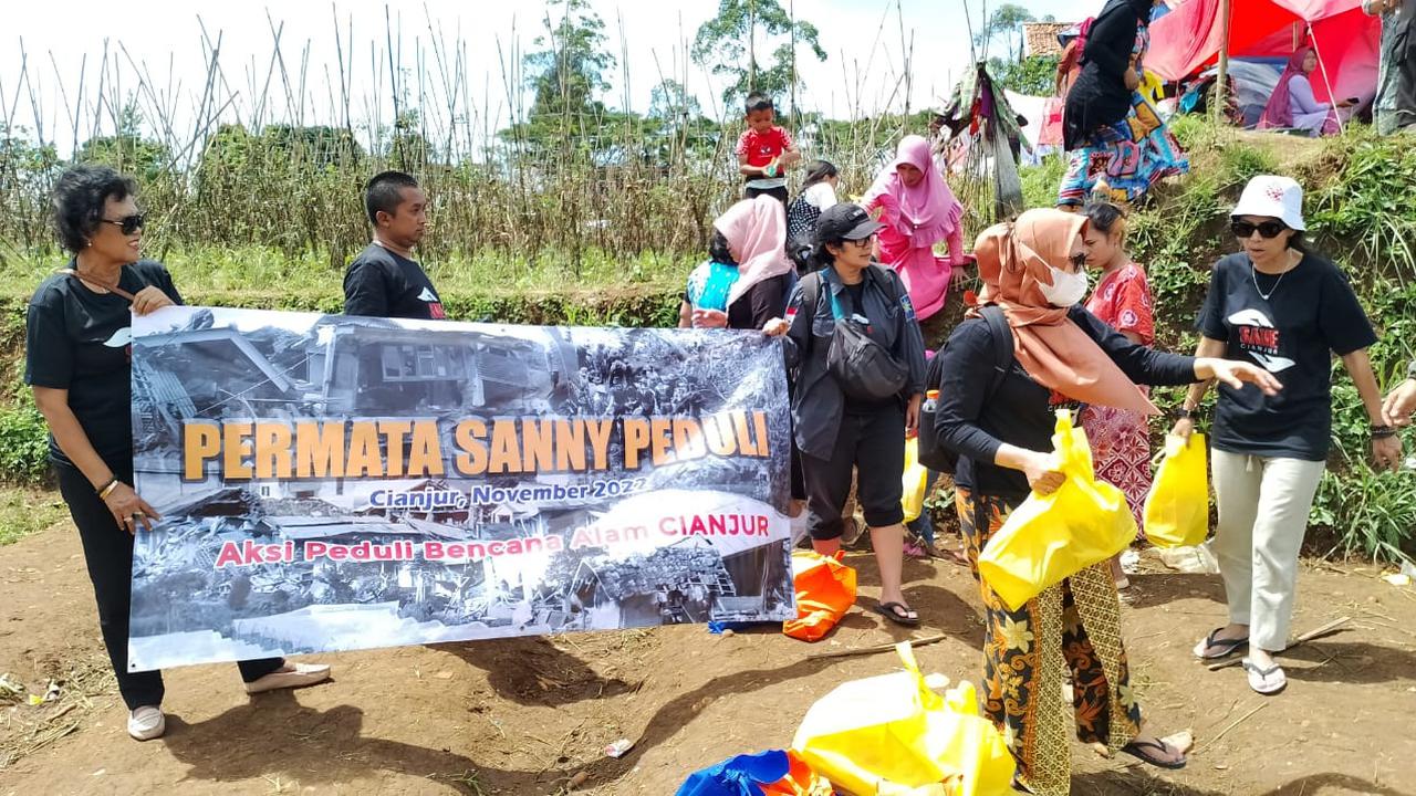 Tim Permata Sanny Peduli