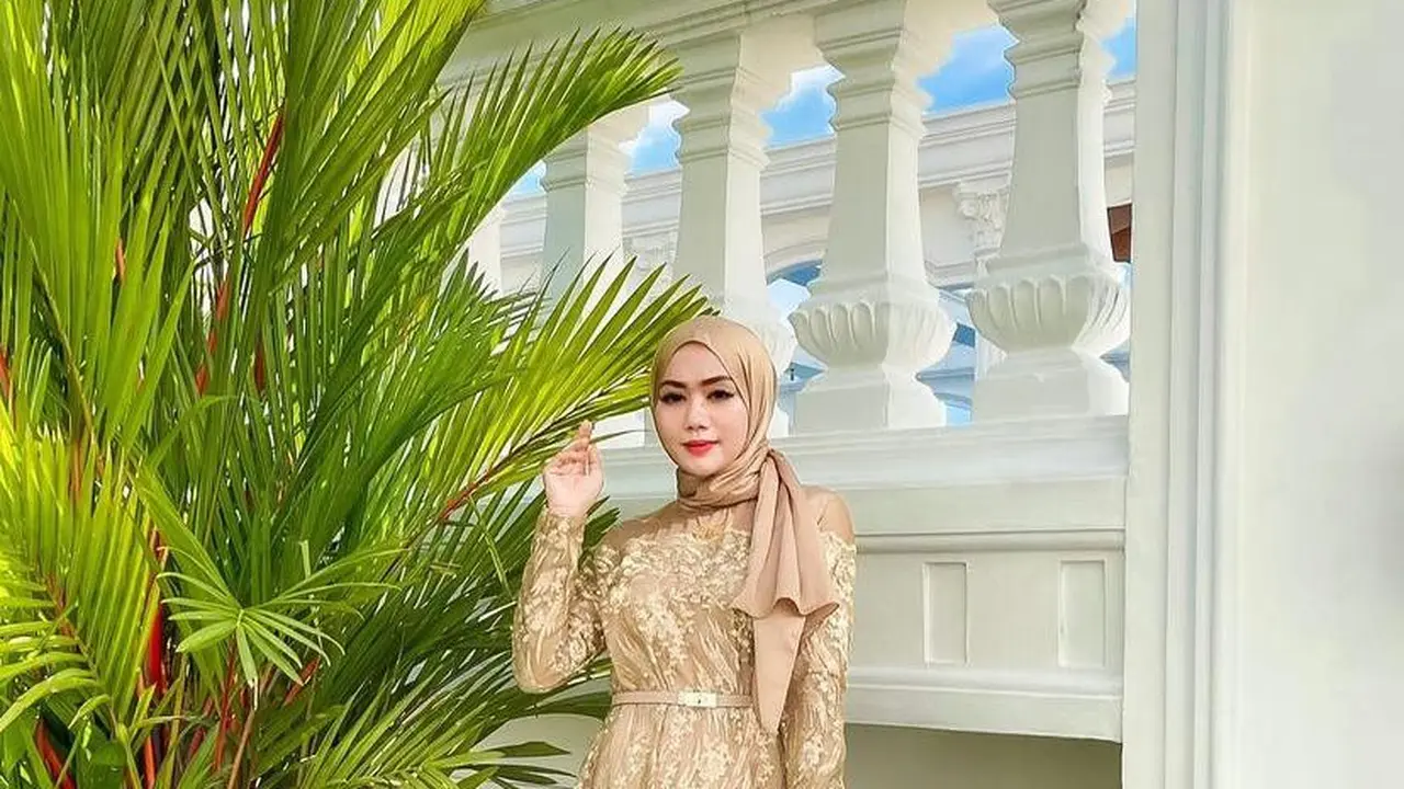 10 Model Baju Gamis Brokat Modern, Elegan untuk Kondangan