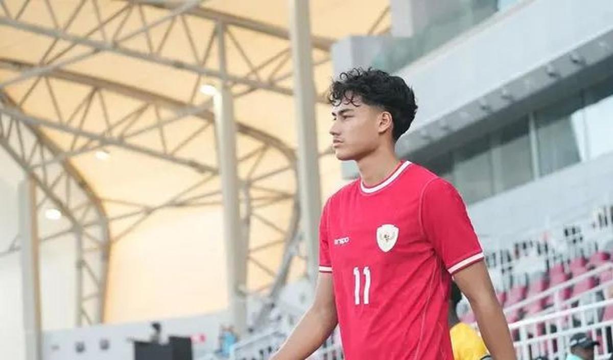 Rafael Struick bermain sebagai penyerang di klub Eerste Divisie ADO Den Haag dan juga di Timnas Indonesia U-23.