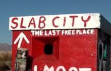 Melihat Salah Satu Kota Tanpa Hukum di Dunia 'Slab City', Warganya Hidup Bebas