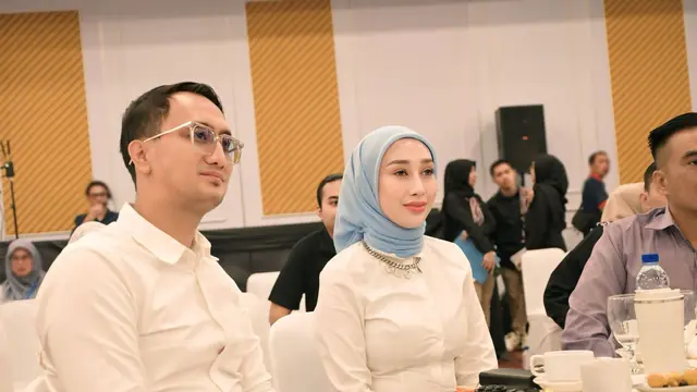 Reza Gladys dan Attaubah Mufid