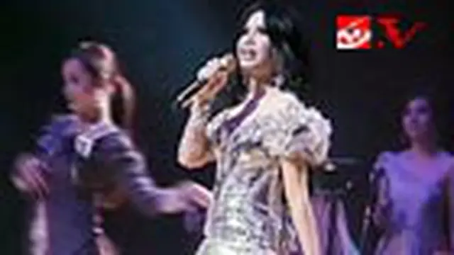 Rossa Tampil Memukau di Singapura