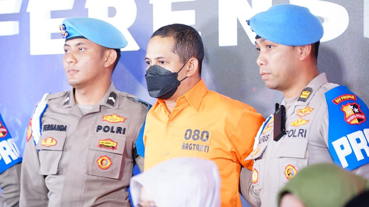 Polri Bicara Motif Eks Kapolres Ngada Cabuli 4 Korban Lalu Video Diunggah ke Situs Porno di Australia