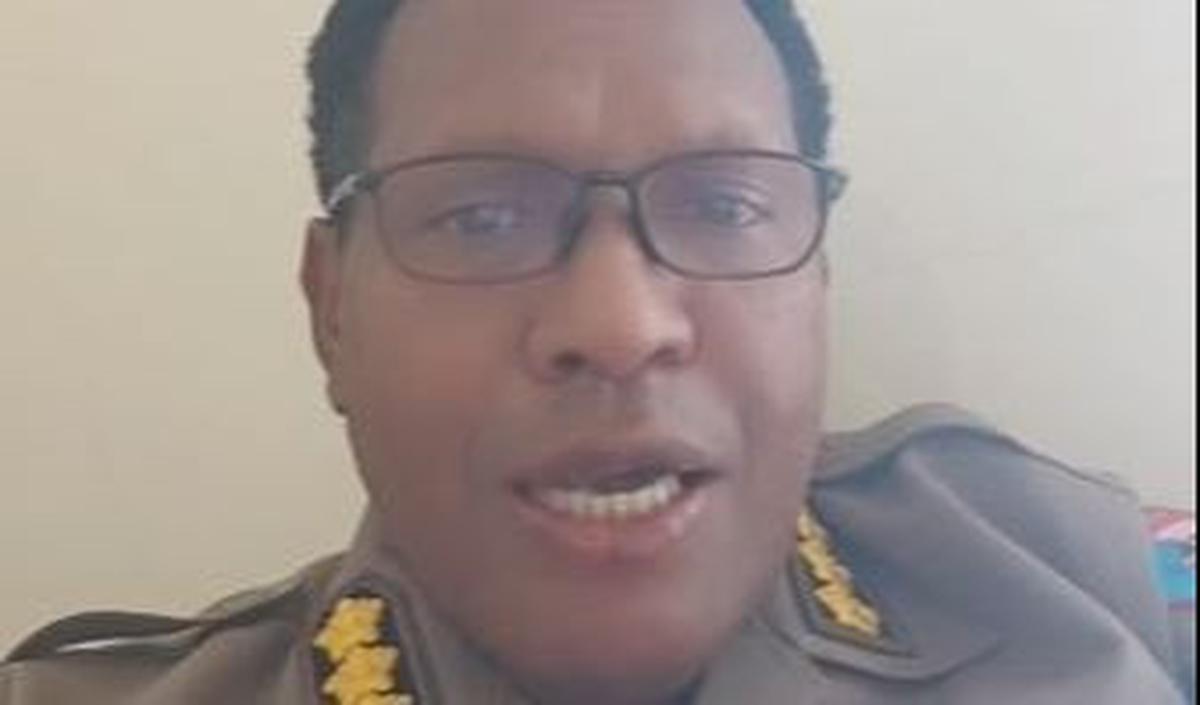 <b>Tempuh Jarak Jauh ke Jayapura</b>