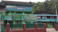 Masji Jami', masjid tertua di Kota Jayapura (Liputan6.com/Katharina Janur)