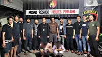 Polisi tangkap pasutri pelaku penipuan lowongan pekerjaan (Liputan6.com/Fauzan)