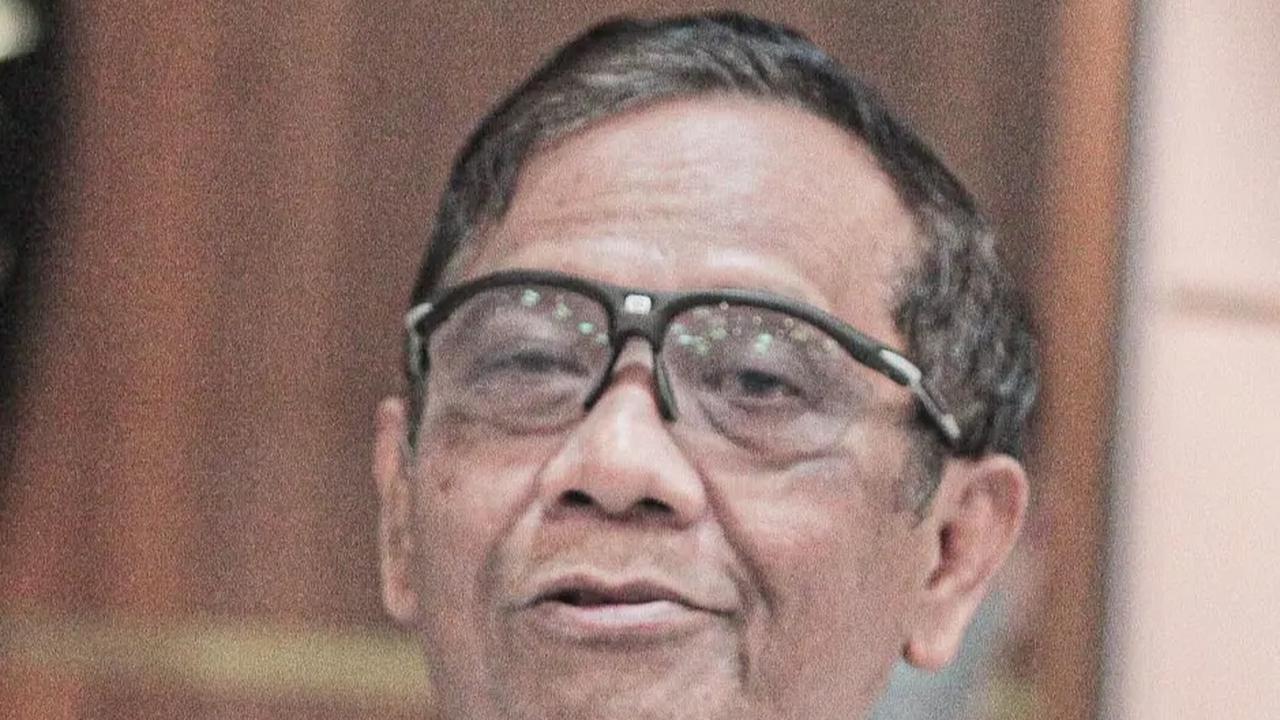 Mahfud MD punya pengalaman komplet dalam pemerintahan, mulai dari yudikatif, legislatif, dan eksekutif.