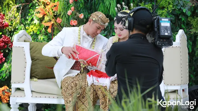 [Fimela] Via Vallen dan Chevra Papinka