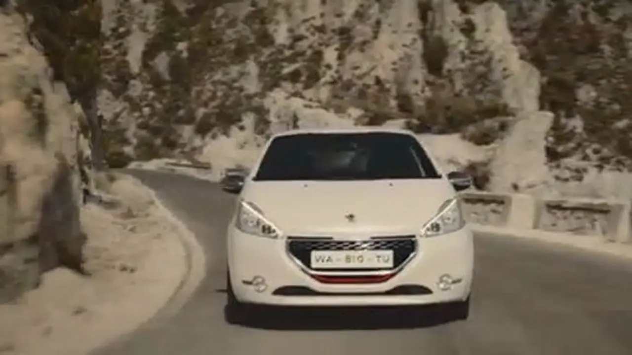Peugeot 208 GTi 2013 - Video Promo