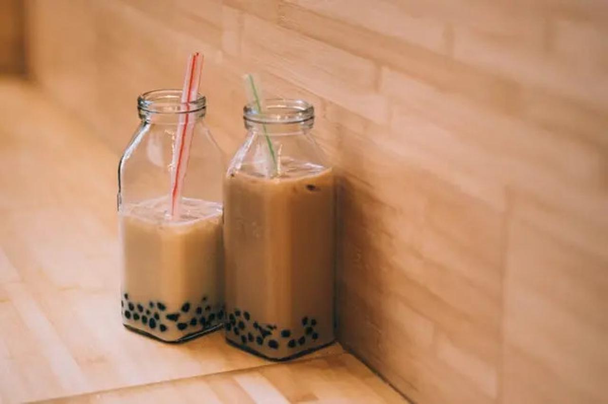 Waspadai! 6 Jenis Minuman Ini Bisa Tingkatkan Kolesterol Anda