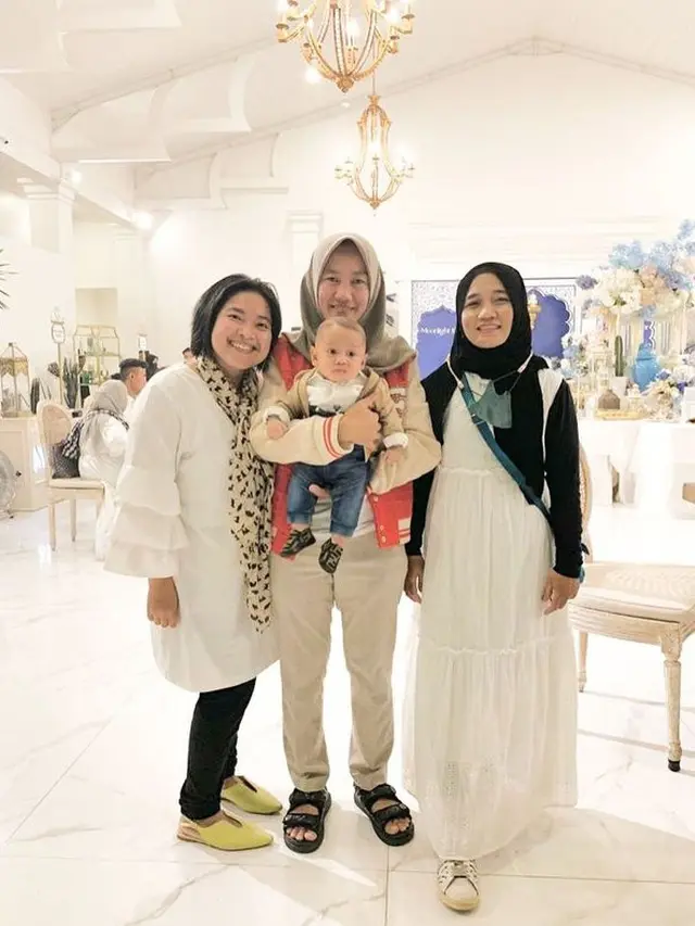 Novi, asisten Lesti Kejora (Instagram//novhi_thariend)