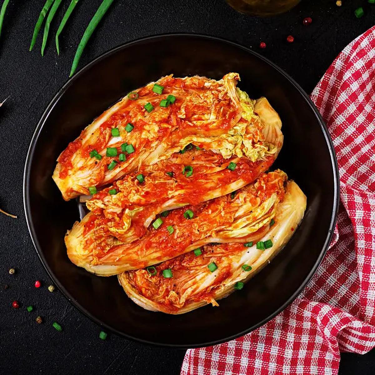 Apa Itu Kimchi yang Sering Muncul di Drama Korea? Ini Manfaat dan Cara Membuatnya