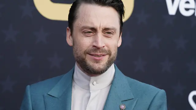 Kieran Culkin dalam Critics Choice Awards 2024. (Jordan Strauss/Invision/AP)