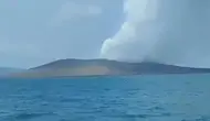 Penampakan Terkini Anak Krakatau dari KRI Lepu