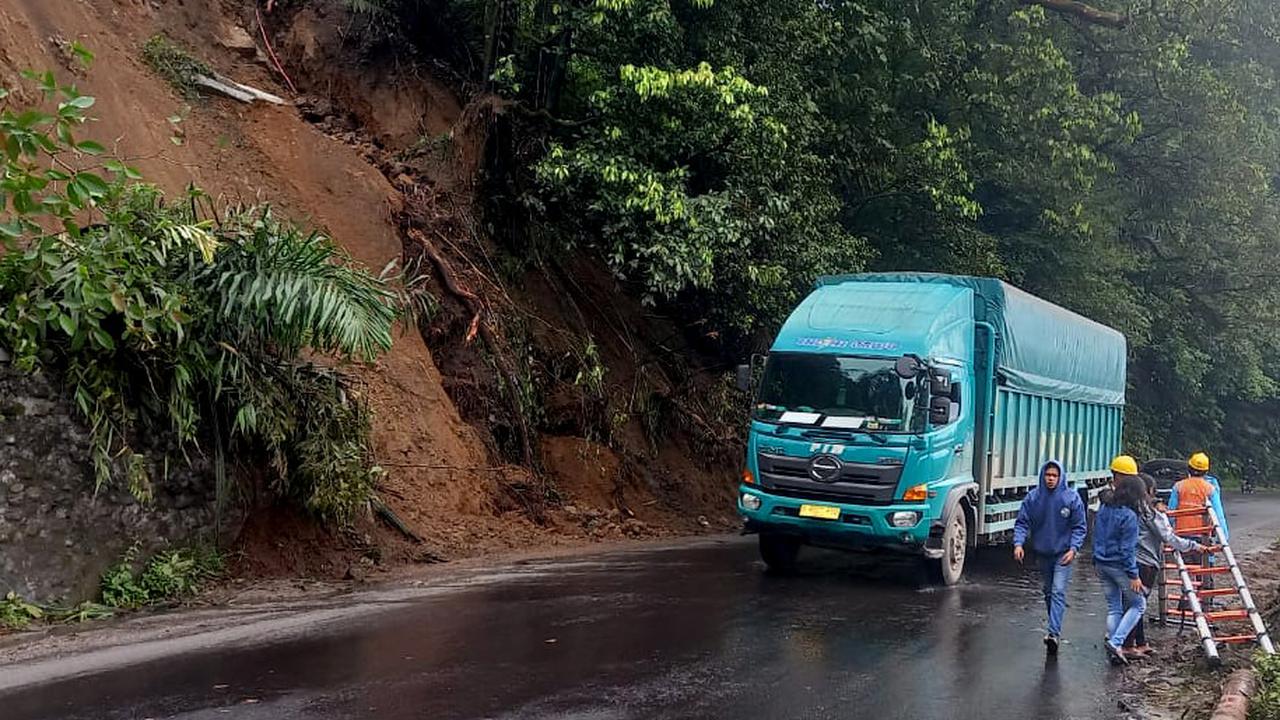 Longsor di Deli Serdang