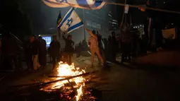 Pemimpin Israel itu mengatakan ingin "menghindari perang saudara" dengan menyediakan waktu untuk mencari kompromi dengan lawan politik. (AP Photo/Oded Balilty)