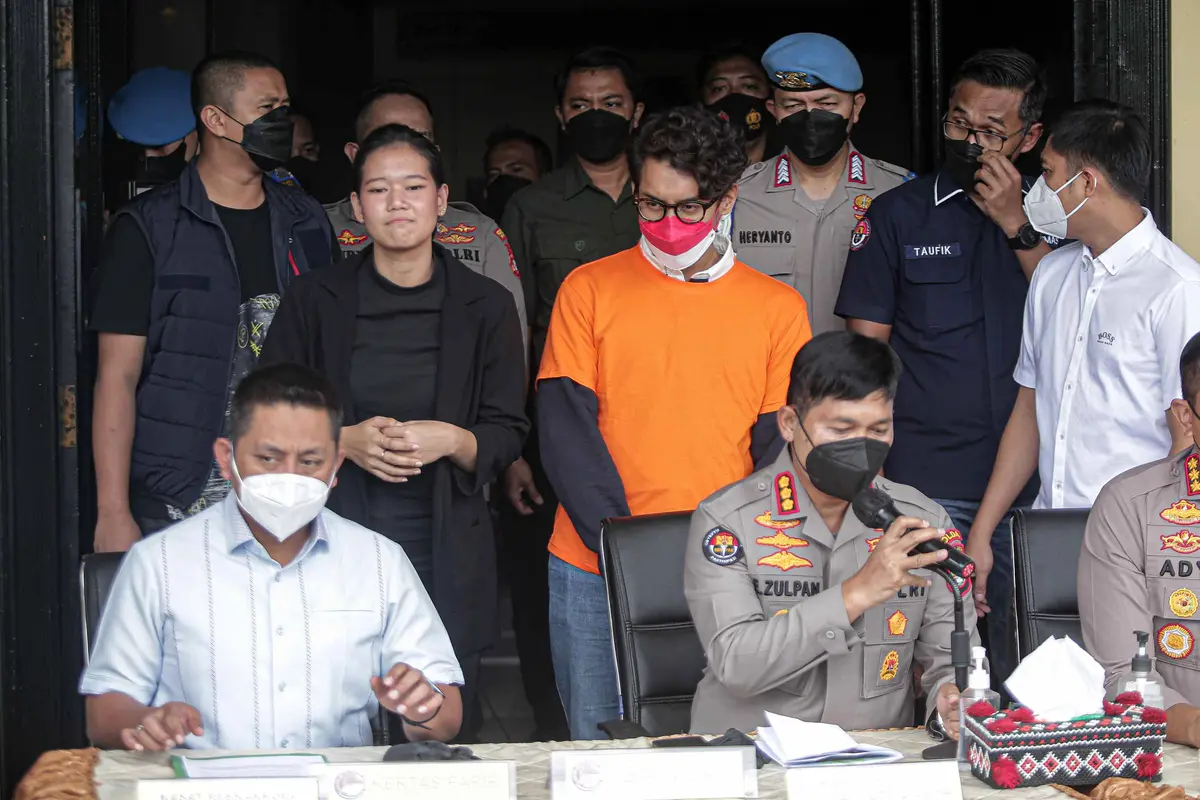 FOTO: Ardhito Pramono Ditetapkan sebagai Tersangka Kasus Narkoba