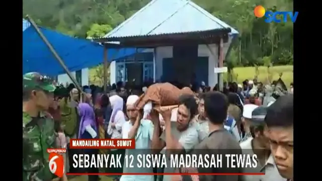 11 Siswa Korban Banjir Bandang di Mandailing Natal Dimakamkan Bersama