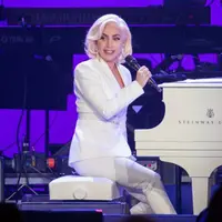 Seperti para selebriti  dan tokoh lainnya, Lady Gaga kini hadir di Madame Tussauds, di berbagai negara. Namun keberadaan Lady Gaga justru mengundang opini publik yang tak mengenakan. (AFP/Jim Chapin)