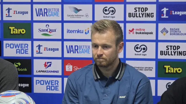 Gelandang PSIM Yogyakarta, Adrian Purzycki.Gagal Menang di Laga Pembuka, Jean-Paul van Gastel Akui Timnya Sempat Gugup