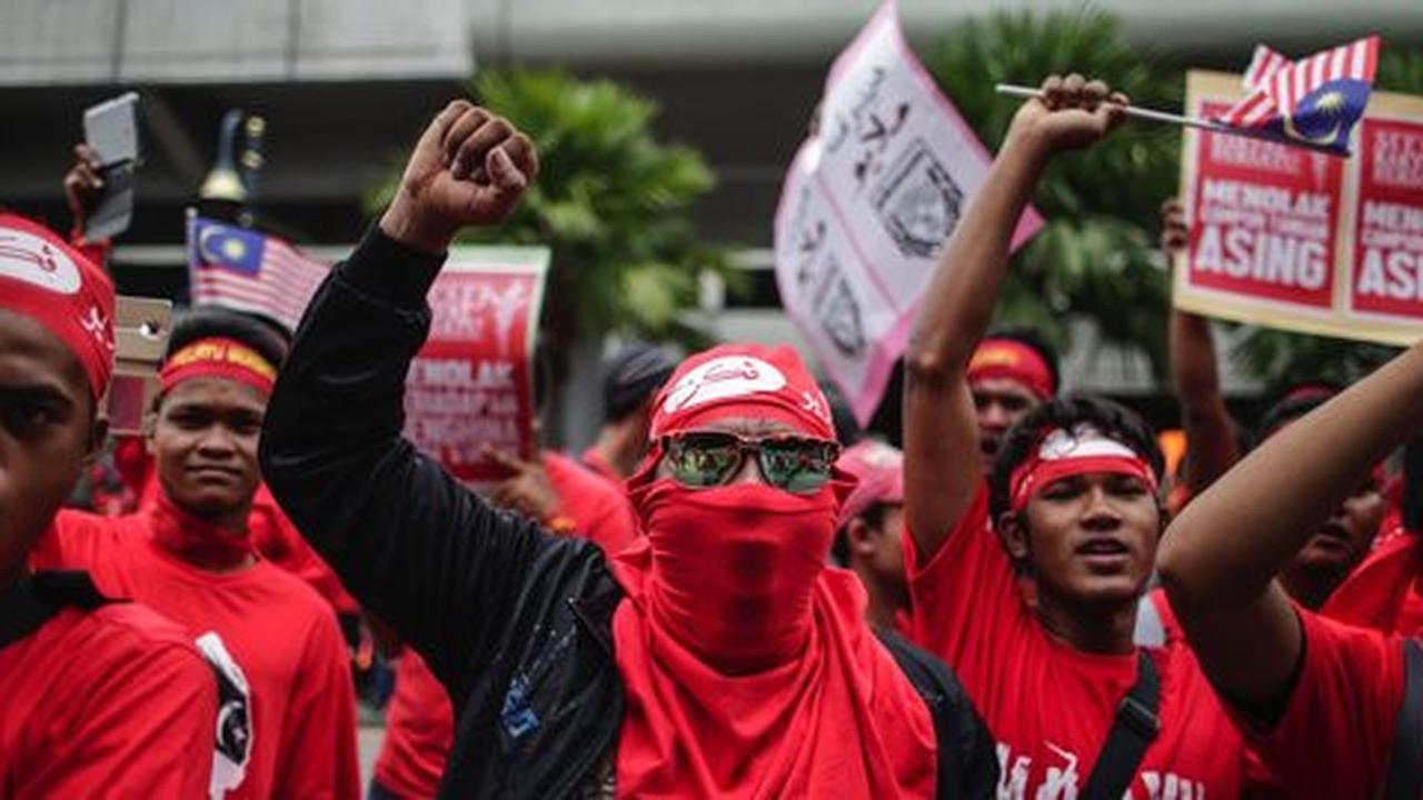 Pendukung Najib rasis, politik Malaysia jadi pribumi vs China