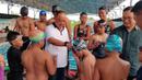 Ketua Umum Komite Olahraga Nasional Indonesia (KONI) Pusat, Letjen TNI Purn Marciano Norman melakukan peninjauan langsung pelatihan atlet-atlet Pencak Silat dan Renang di Bangka Belitung pada 12 Mei 2026. (Dok. KONI)