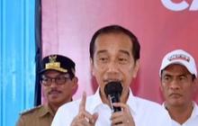 Tok! Jokowi Resmi Teken Revisi UU ITE, Penyebar Hoaks Terancam Penjara 6 Tahun