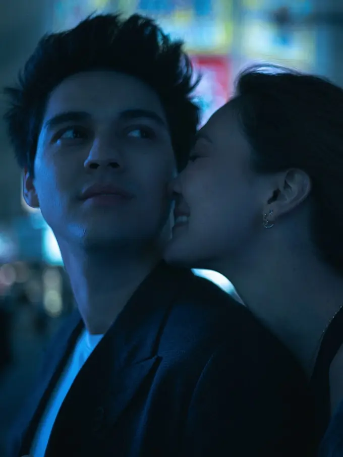 Luna Maya Tampil Serasi Maxime