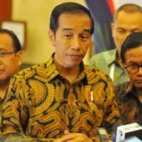 Saat rapat persiapan HUT Korpri ke 45, Menpan-RB Asman Abnur menyampaikan pesan Presiden Jokowi kepada para peserta rapat.