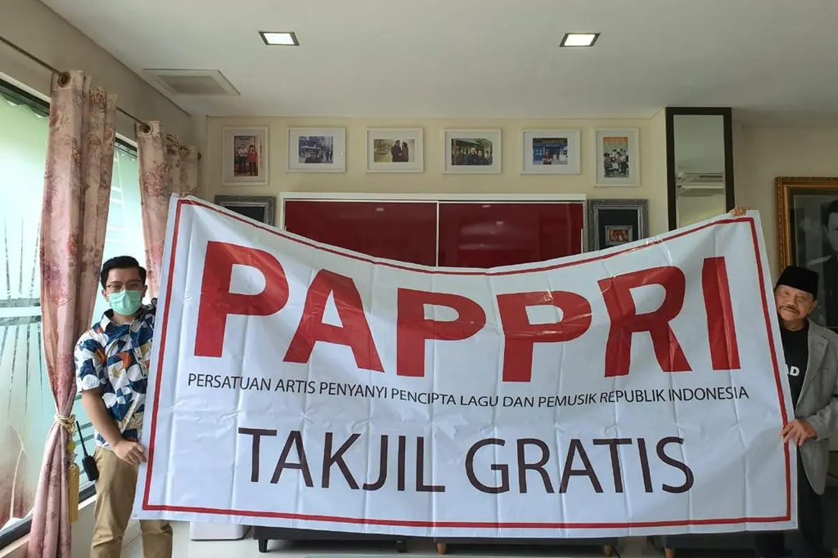 PAPPRI membagikan takjil gratis