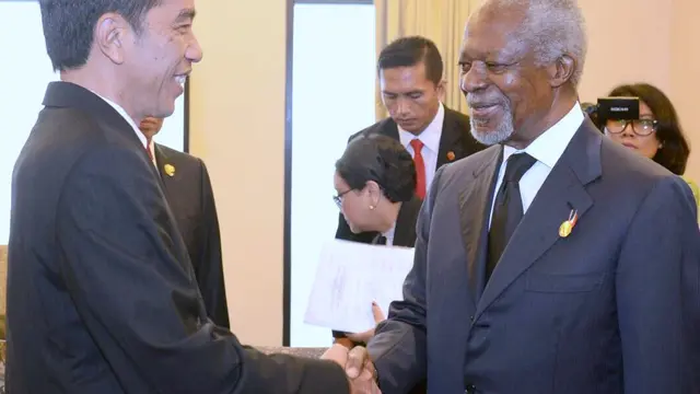Presiden Joko Widodo bertemu dengan mantan Sekretaris Jenderal Persatuan Bangsa-Bangsa Kofi Annan