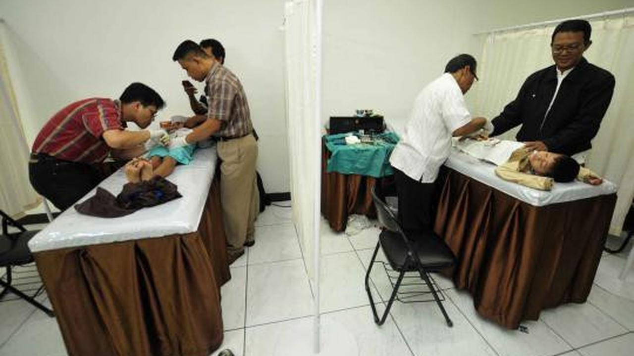 Blue bird peduli gelar khitanan massal