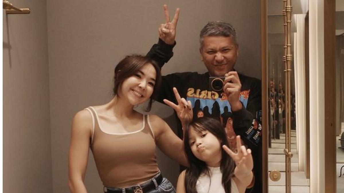 6 Potret Kekompakan Gading Marten Habiskan Weekend Bareng Gisel dan Gempi, Co-Parenting Banjir Pujian