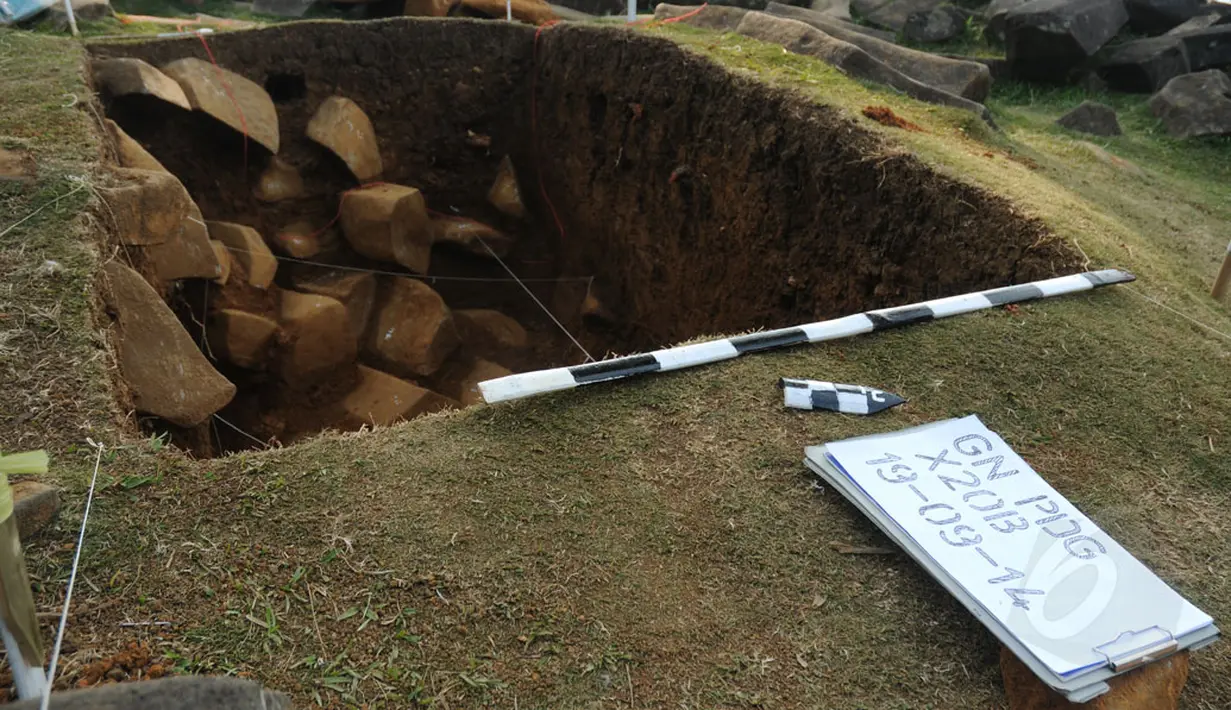 Kegiatan ekplorasi dan penelitian Gunung Padang di kampung Cimanggu, Cianjur, masih terus berjalan, (19/9/2014). (Liputan6.com/Helmi Fithriansyah)