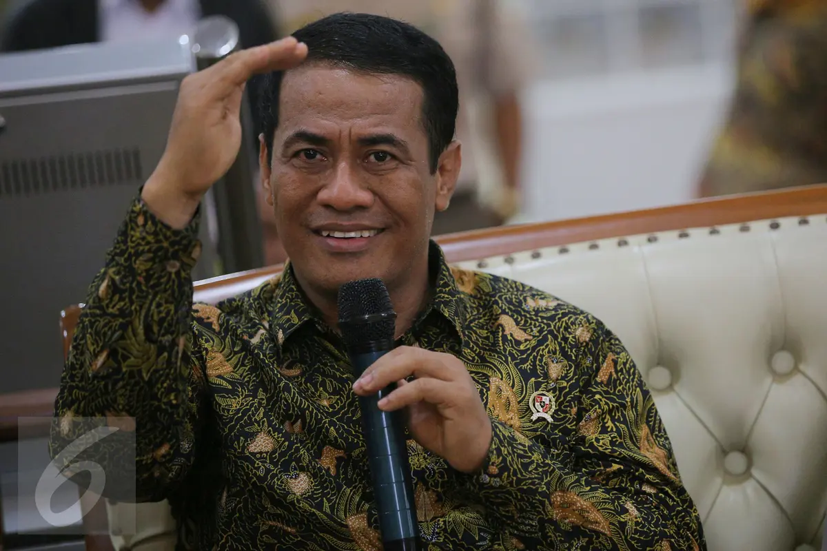 20160209-Pelabuhan Tanjung Priok Kedatangan 500 Ekor Sapi Asal NTT-Jakarta
