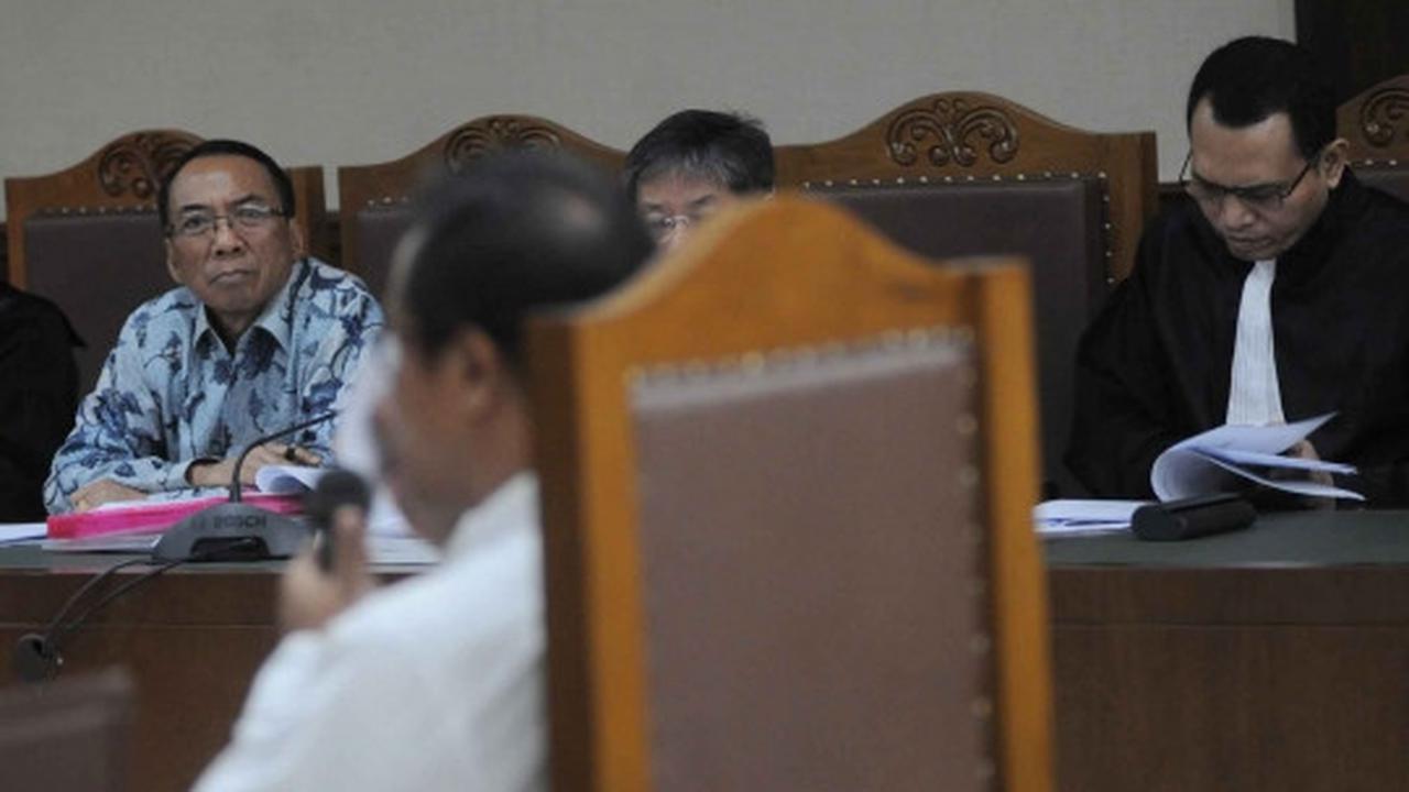 Jero Wacik jalani sidang lanjutan