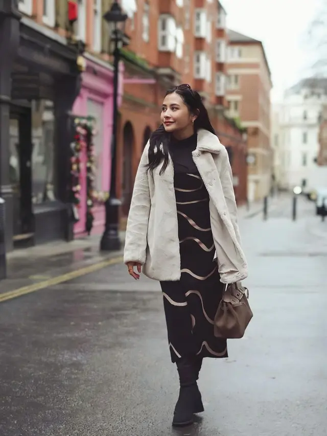 Potret Seru Prilly Latuconsina Keliling London