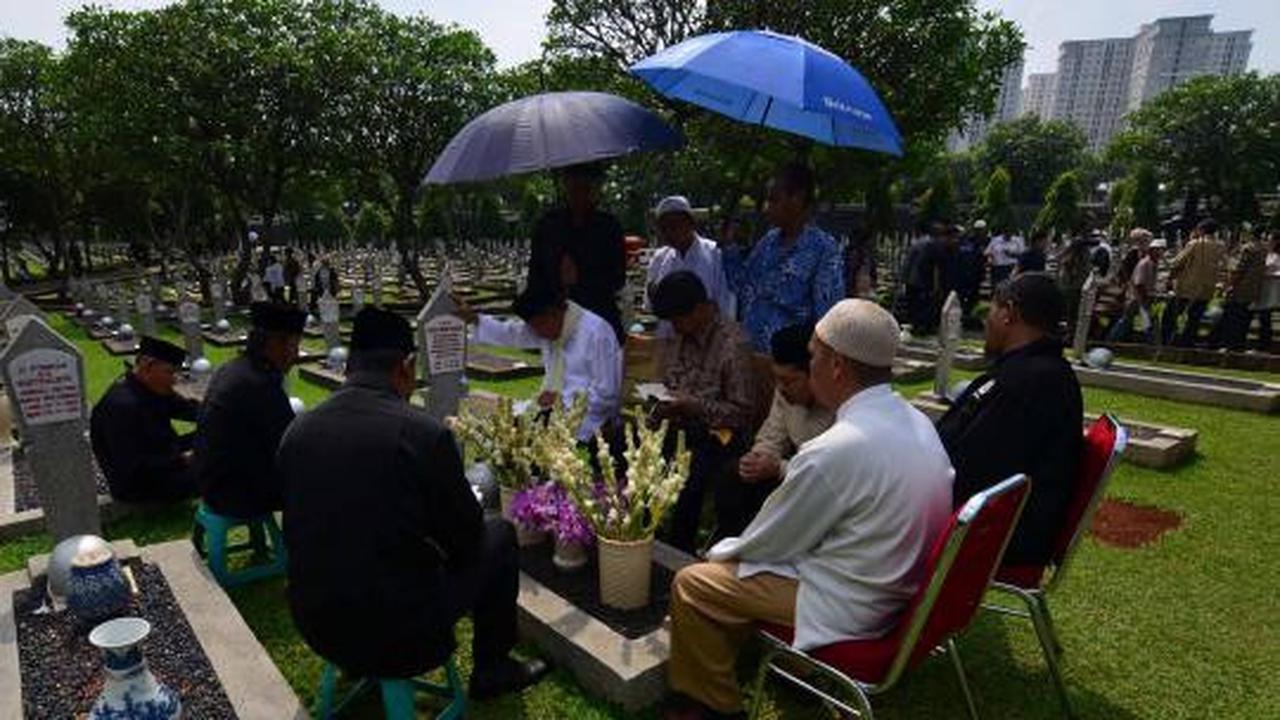 Mantan Presiden BJ Habibie doakan ibu Ainun