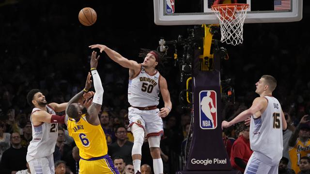 Foto: Ekspresi LeBron James Setelah Gagal Samakan Kedudukan, Denver Nuggets Catatkan Sejarah