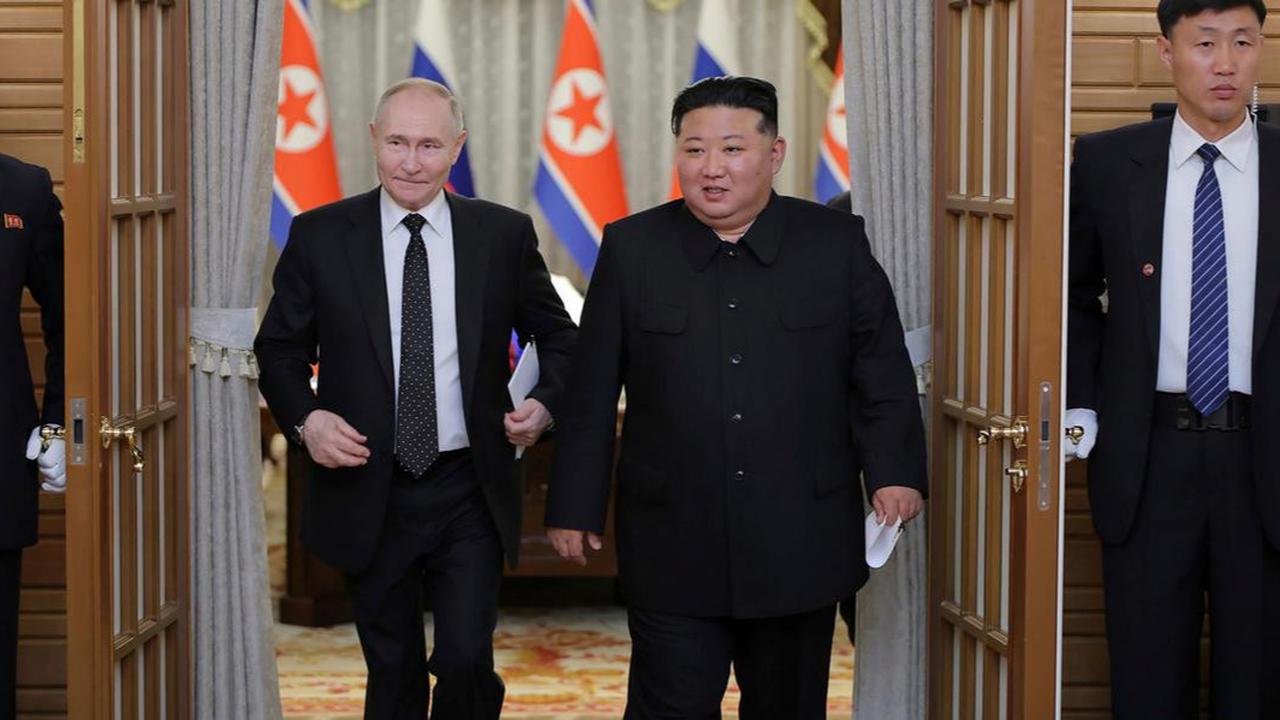 Putin Telepon Kim Jong Un Jelang Bertemu Donald Trump, ini yang Dibahas