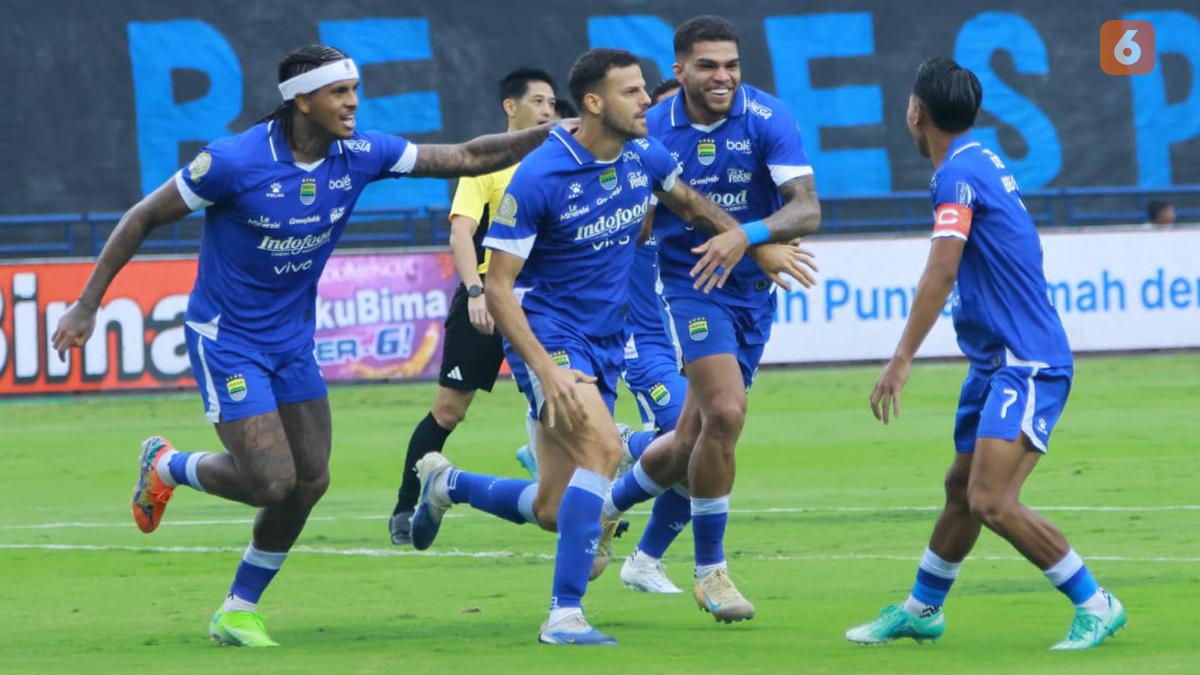 Top 3 Berita Bola: Kalahkan PSIM Yogyakarta, Persib Bandung Perbesar Peluang
