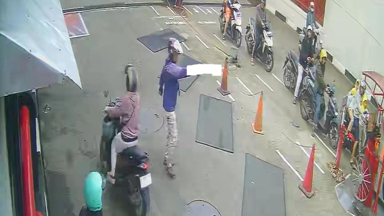 Viral Koboi di Bandung, Serobot Antrean SPBU sambil Todongkan Senpi