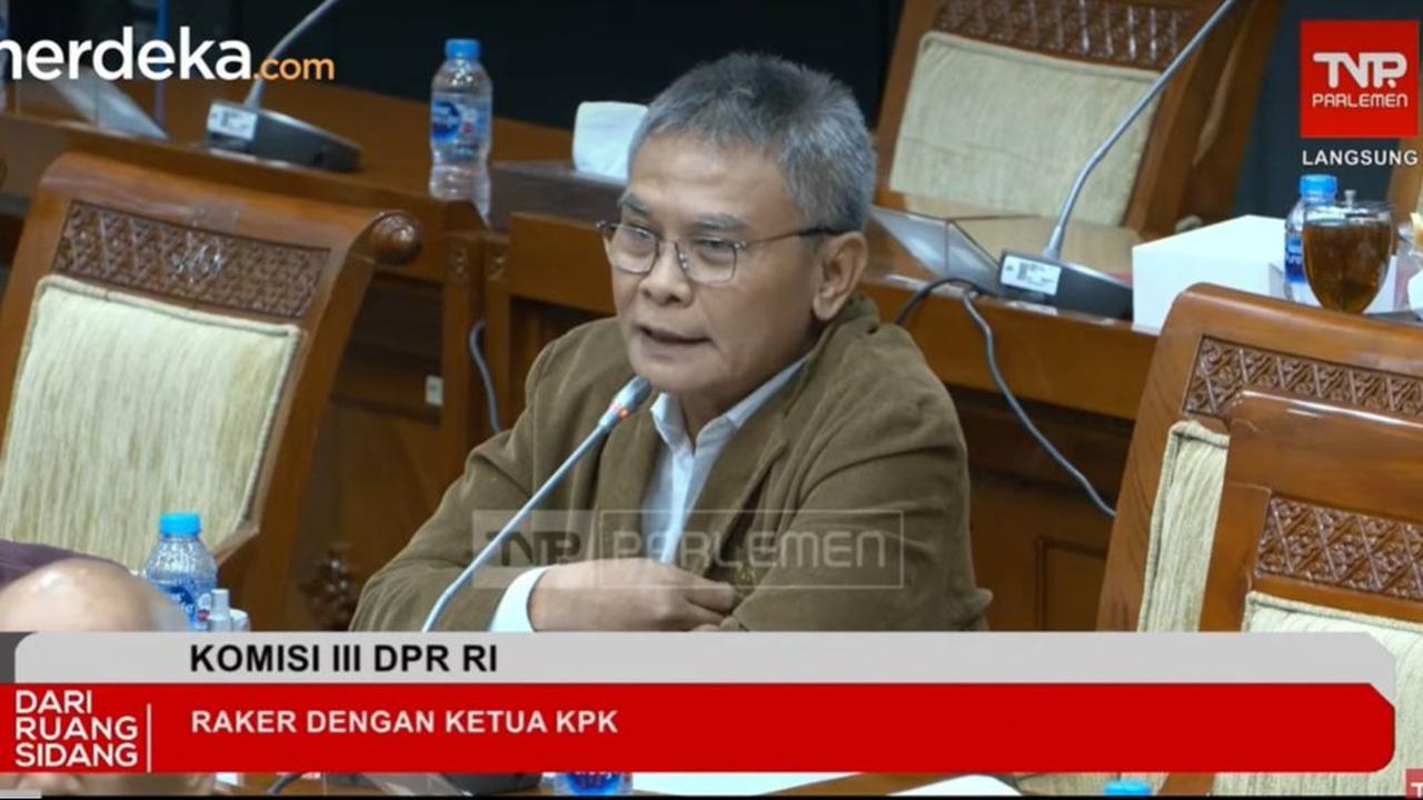 VIDEO: Johan Budi PDIP Skakmat Bos KPK "Tidak Ada Guna KPK, Survei Jauh di Bawah"