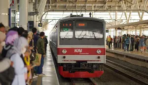 KRL Bogor-Jakarta Kota Terganggu, Ada Warga Tertemper di Tebet