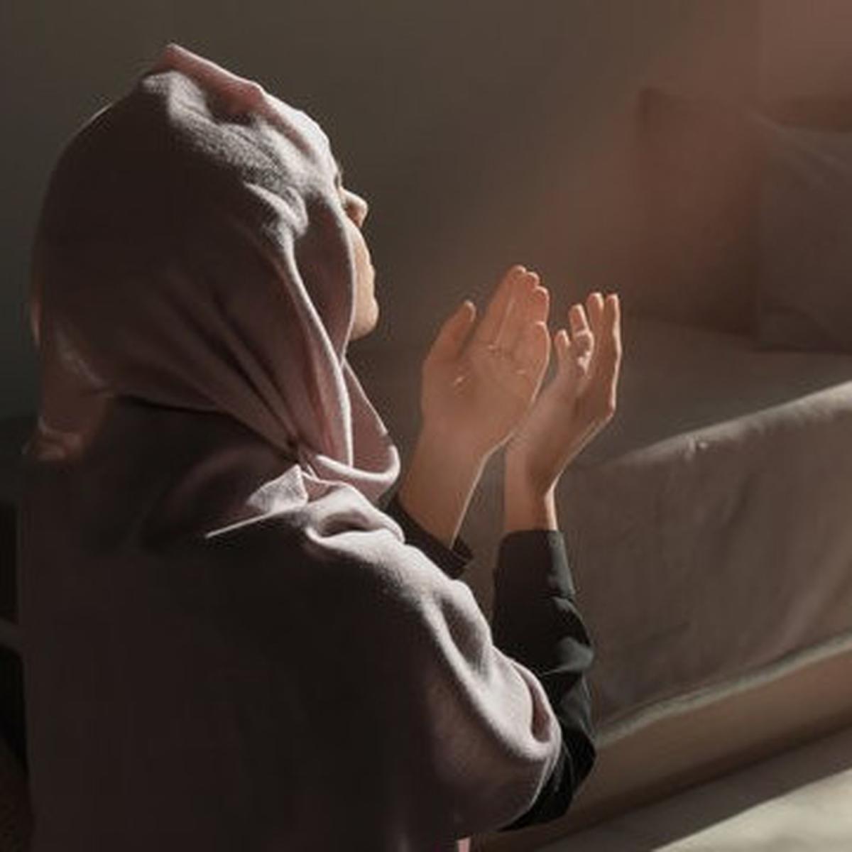 ilustrasi berdoa