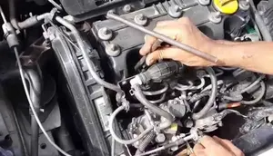 Kenali Lima Tanda Radiator Mobil Mampet