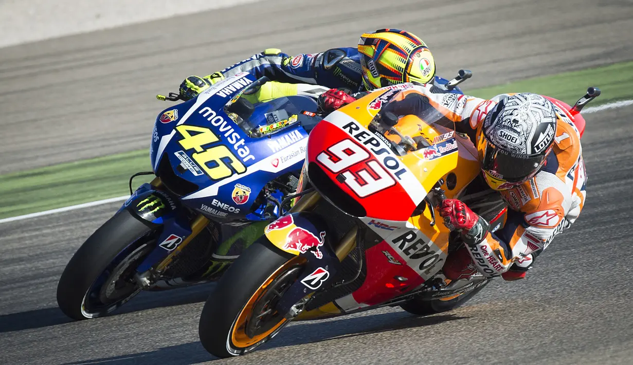 Valentino Rossi dan Marc Marquez terkenal karena persaingan keduanya dalam merebut juara MotoGP beberapa tahun silam. (Foto: AFP/Jaime Reina)