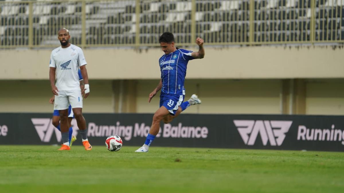 BRI Super League: PSBS Kalah dari PSM, Kahudi Wahyu Widodo Sebut Anak Asuhnya Terlalu Banyak Berpikir