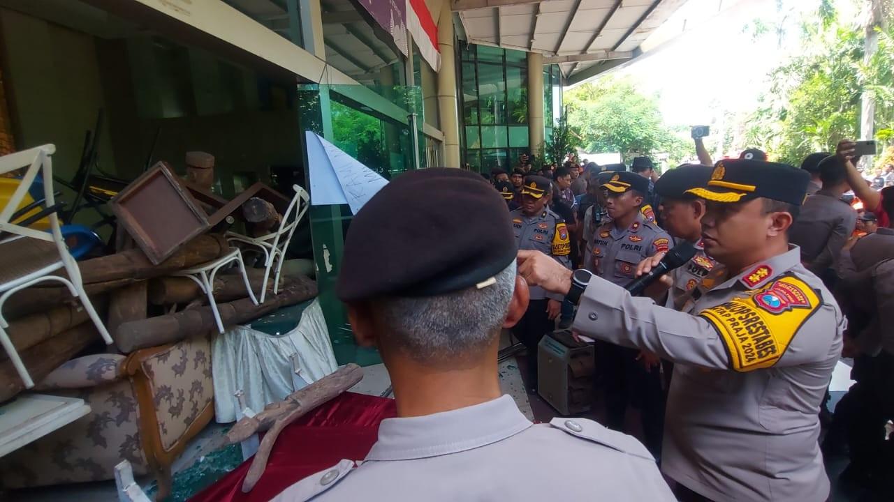 Setelah 41 Tahun Berdiri, Hotel Legendaris Garden Palace Akhirnya Dieksekusi