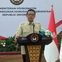 Menko PMK Jawab Tuntutan Mahasiswa: Pemerintah Tak Lambat Tangani Karhutla